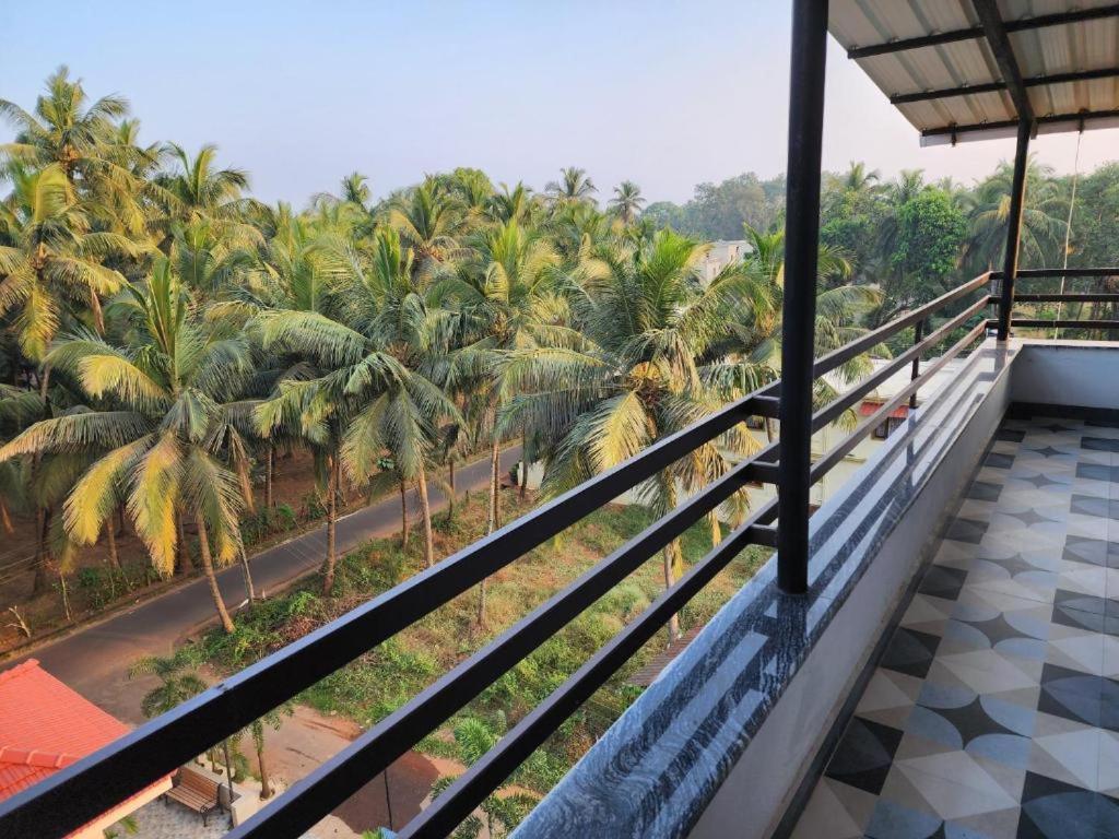 Coastal Suites Apart Hotel ---- 8 Minutes Walk To Beach Benaulim Exterior foto