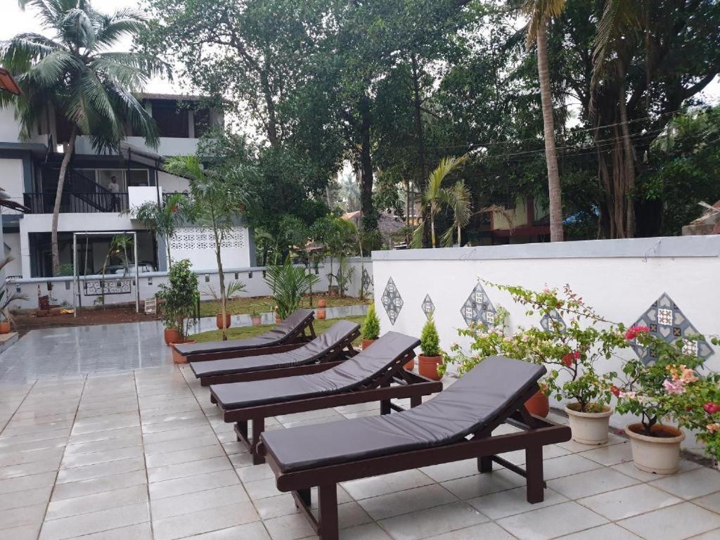Coastal Suites Apart Hotel ---- 8 Minutes Walk To Beach Benaulim Exterior foto