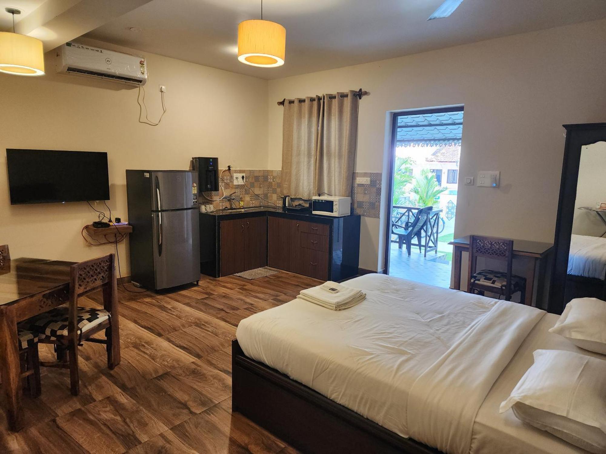 Coastal Suites Apart Hotel ---- 8 Minutes Walk To Beach Benaulim Exterior foto
