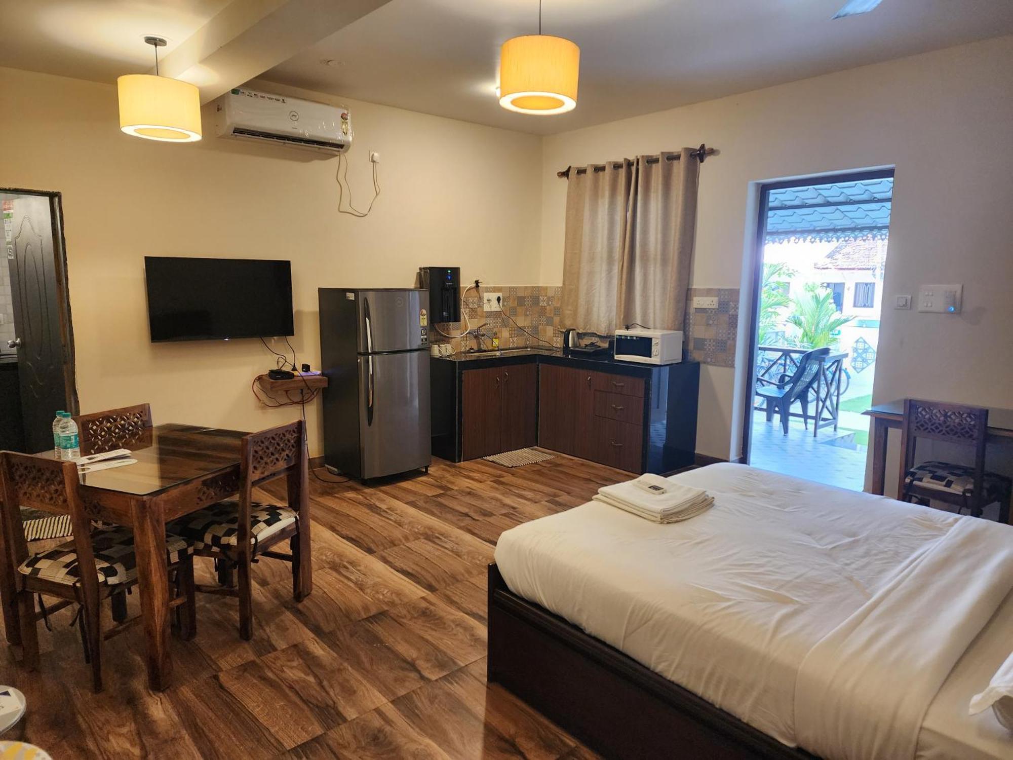 Coastal Suites Apart Hotel ---- 8 Minutes Walk To Beach Benaulim Exterior foto